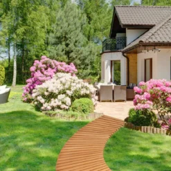 Ausrollbarer Gartenweg aus Holz mit Metalldraht & Rutschfester Oberfläche Rollweg Holzsteg 216 x 43 cm