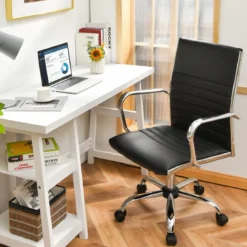 Bürostuhl drehbarer Leder-Konferenzstuhl höhenverstellbarer Arbeitsstuhl 55 x 60 x 95-105 cm Schwarz