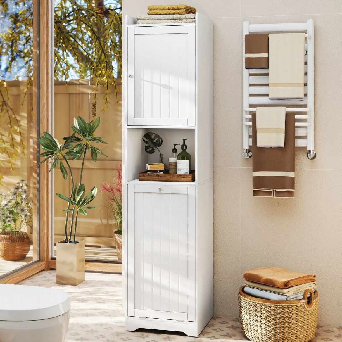 170 cm Badezimmerschrank hoher & schlanker Wäscheturm mit Stauraum verstellbares Regal Wäschesack Weiß