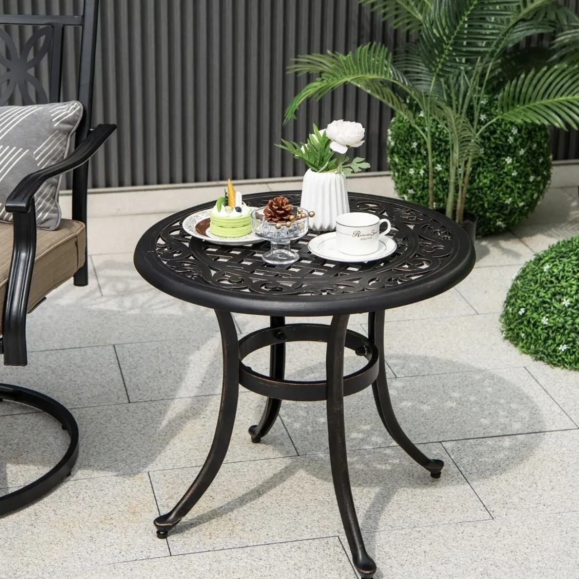 Ø 60 cm Beistelltisch aus Aluminiumguss mit Verstellbaren Fußpolstern Runder Balkontisch