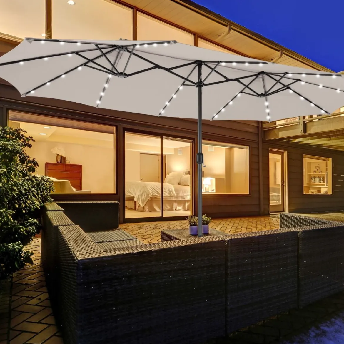 470 cm Großer Doppel-Terrassenschirm mit 48 Solar-LED-Lichtern & Kurbel Außenschirm Schirmständer nicht enthalten