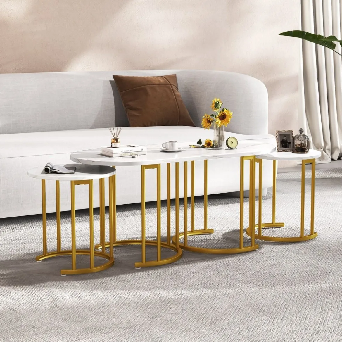 Couchtisch-Set mit 3 Tischen Stapelbare Beistelltische Ovaler Couchtisch & 2 Runde Beistelltische