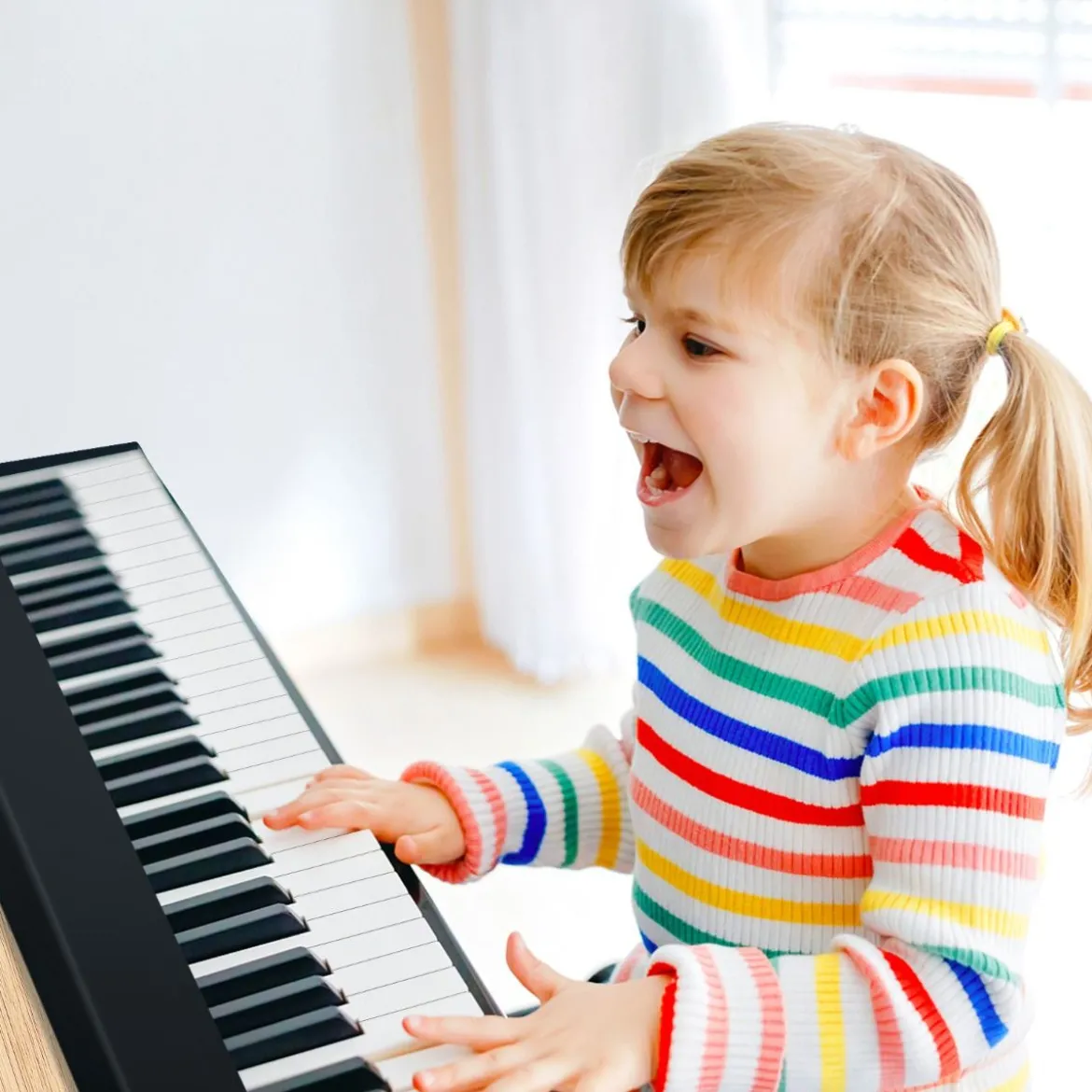 Digital Piano mit 61 Tasten & Bluetooth & Notenständer & Pedal & Klaviertasche Klappbar