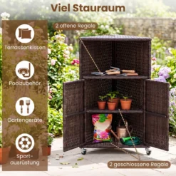 Eckschrank Rattan Outdoor Aufbewahrungsschrank mit 3 Ablagen 2 Türen und Feststellbaren Rollen
