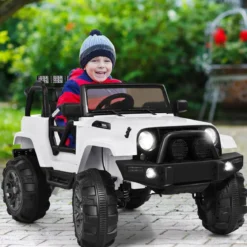 Elektrischer Jeep 12 V Kinderauto mit 2, 4 G-Fernbedienung Elektroauto mit Musik Weiß