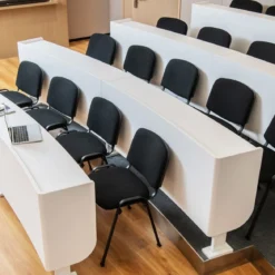 5er Set Konferenzstühle Stapelbare Besucherstühle ohne Armlehnen Armlose Stapelstühle Schwarz
