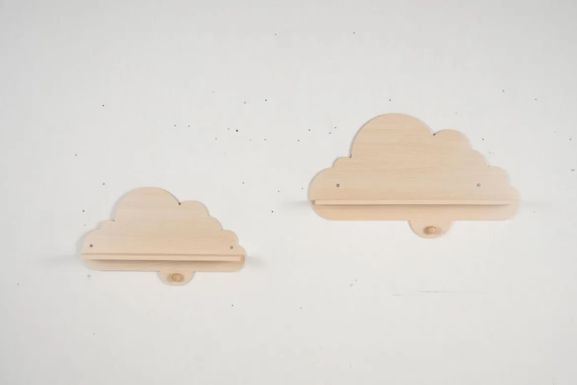 2er Set Wandregal Schweberegal im Wolken-Design Wandmontiertes Bücherregal mit Holzhaken Weiß/Natur