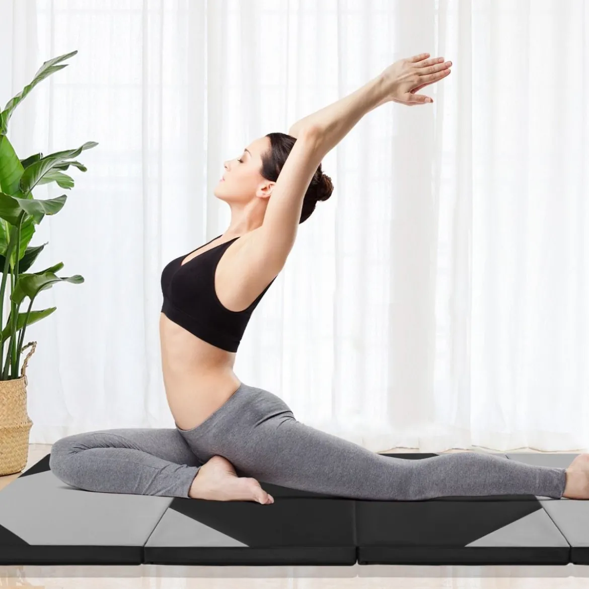 Faltbare Trainingsmatte aus Kunstleder mit Klettverschlüssen & Tragegriffen 300 x 117 x 5 cm