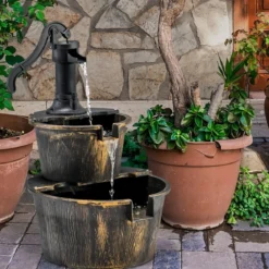 Gartenbrunnen mit Wasserpumpe Rustikaler Kaskadenwasserbrunnen 45,5 x 41 x 68 cm