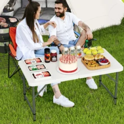 Höhenverstellbarer Campingtisch mit HDPE-Tischplatte & Tragegriff Klappbarer Gartentisch