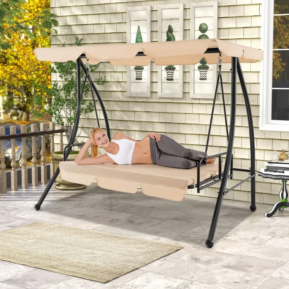 2-in-1 Hollywoodschaukel Umwandelbare Gartenschaukel mit Flachbett-Modus Beige