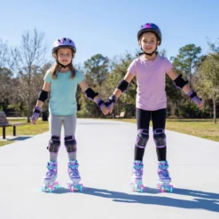 Kinder Rollschuhe 4 Größen Verstellbar Quad Skates mit Leuchtenden Rädern M (EU 32-36)