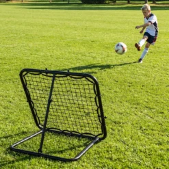Klappbarer Fußball Rebounder mit 4 Verstellbarem Winkel Rückprallwand Rebound Netz
