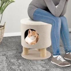 Klein Kratzbaum mit Weicher Sitzfläche & 3 Sisal-Kratzsäulen & Ball Hocker 40 x 40 x 47 cm Beige