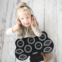 Mobiles E-Drum Set digitales elektronisches Schlagzeug mit 9 Silikon Pads und Bluetooth schwarz