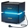 Nachttisch mit Ladestation LED-Bettisch 2 Schubladen modern halb-schwebend mit Metallfuß Schwarz