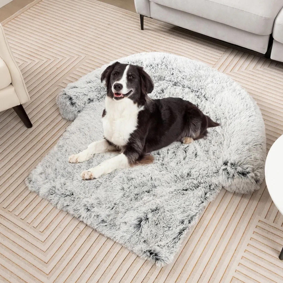 Plüschbett für Hunde mit rutschfester Unterseite abnehmbarem waschbarem Bezug & weicher Nackenrolle mittelgroße 112 x 101 cm Grau-weiß