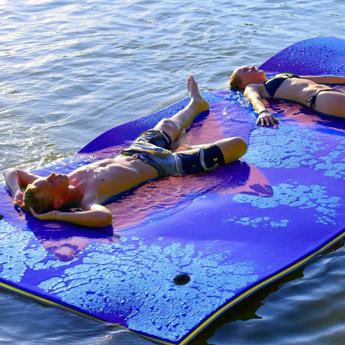 Schwimmender Teppich Schwimmmatte Wasserliege 270 x 180 x 3,5 cm Gelb/Blau