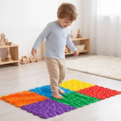 Sensorikmatte zum Stecken Orthopädische Spielmatte aus Wasserfeste Material 30 x 30 cm Mehrfarbig