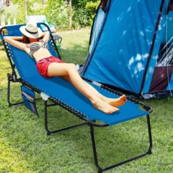 Sonnenliege mit Kopfstütze und Seitentasche klappbare Gartenliege mit Verstellbarer Rückenlehne