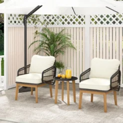 3-teiliges Rattan Terrassenmöbel Set Garten Sitzgarnitur 2 Korbstühle & Glas Beistelltisch & Kissen
