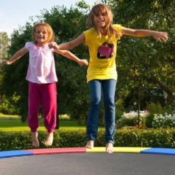 universale Trampolin-Federabdeckung wasserdichtes und reißfestes Trampolin-Sicherheitspad Bunt