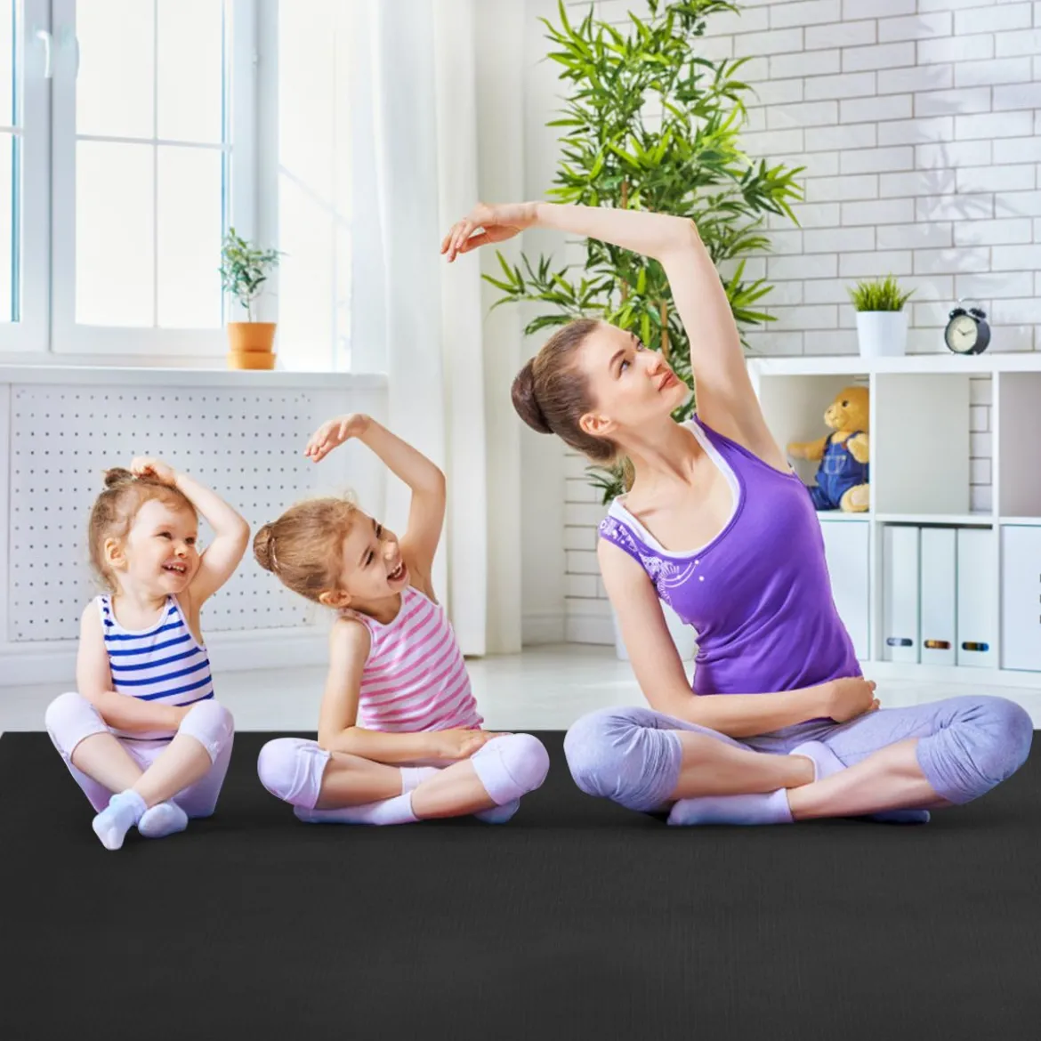 Yogamatte mit doppelseitigem rutschfestem Design & 2 verstellbaren Klettbändern Schwarz